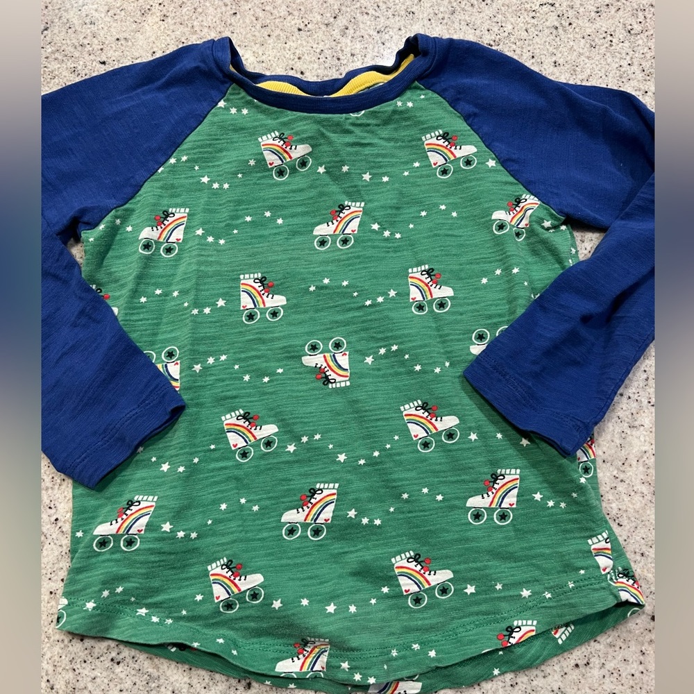 Hanna Andersson Roller Skate Shirt Size 5 - Picture 2 of 6